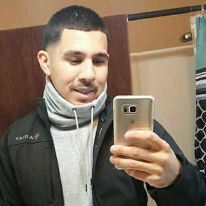 Meet your Posher, Cesar